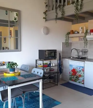 Apartamento Coquet Duplex En Avec Piscine